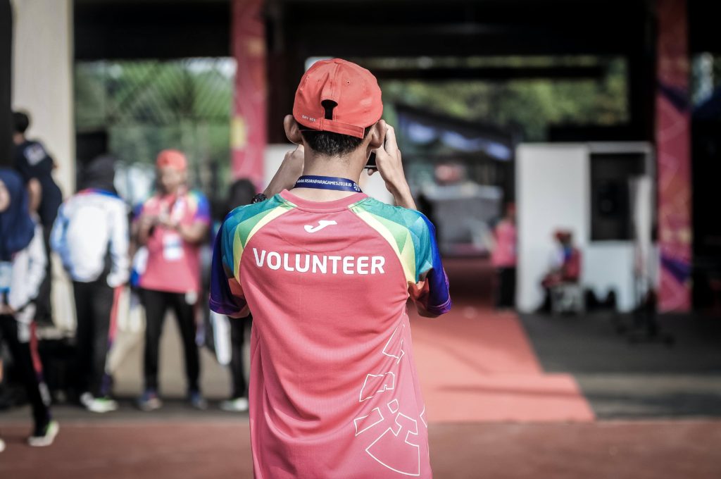 volunteer at a race